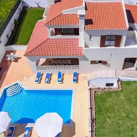 Villa Perola *